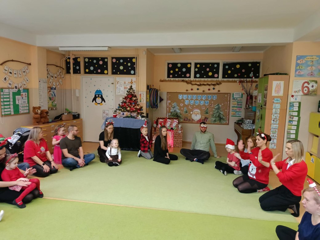 Spotkanie świąteczne w grupie Sówki - Zdjęcie 24