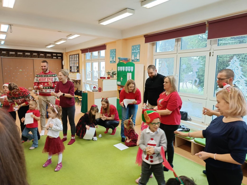 Spotkanie świąteczne w grupie Sówki - Zdjęcie 34