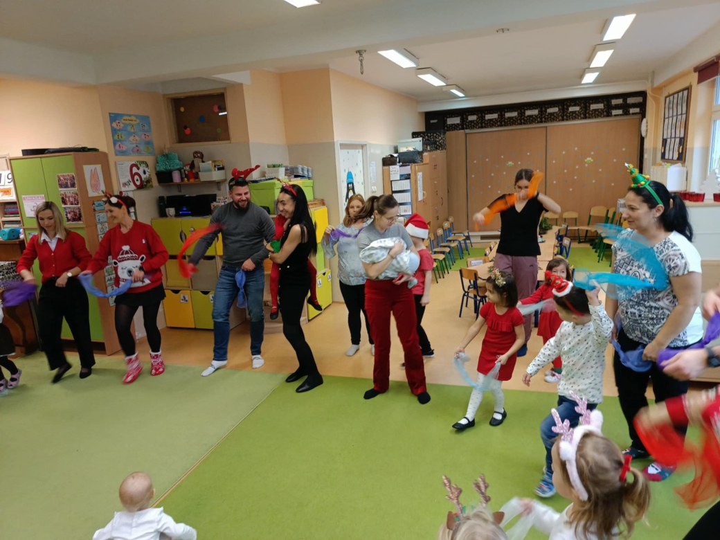 Spotkanie świąteczne w grupie Sówki - Zdjęcie 40