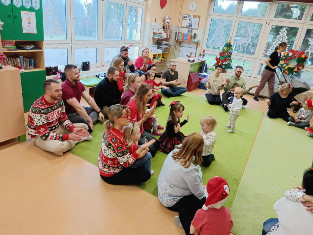 Spotkanie świąteczne w grupie Sówki - Zdjęcie 60