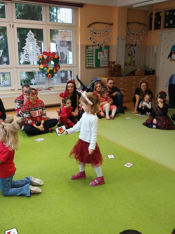 Spotkanie świąteczne w grupie Sówki - Zdjęcie 89