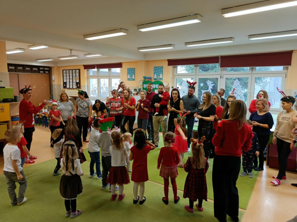 Spotkanie świąteczne w grupie Sówki - Zdjęcie 98