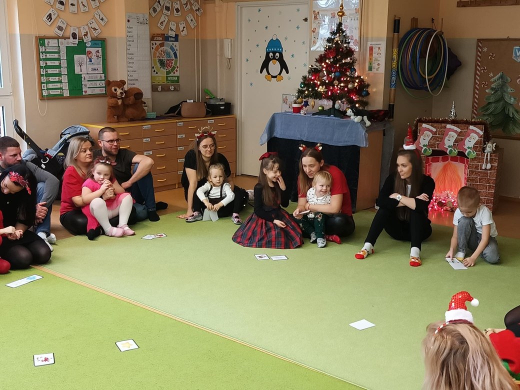 Spotkanie świąteczne w grupie Sówki - Zdjęcie 28