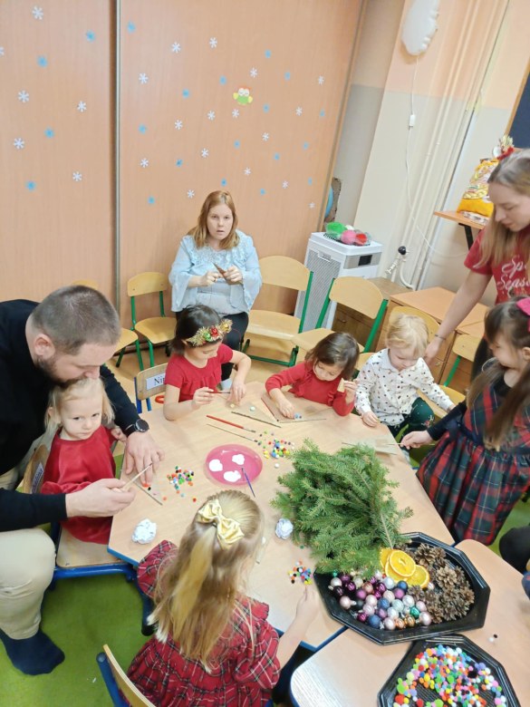 Spotkanie świąteczne w grupie Sówki - Zdjęcie 36