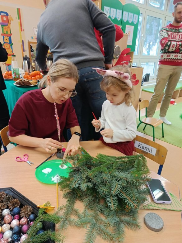 Spotkanie świąteczne w grupie Sówki - Zdjęcie 37