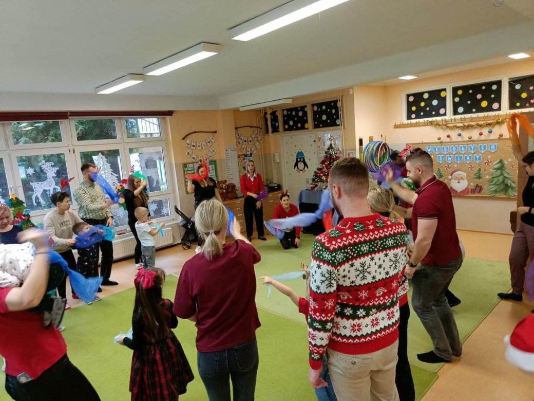 Spotkanie świąteczne w grupie Sówki - Zdjęcie 38