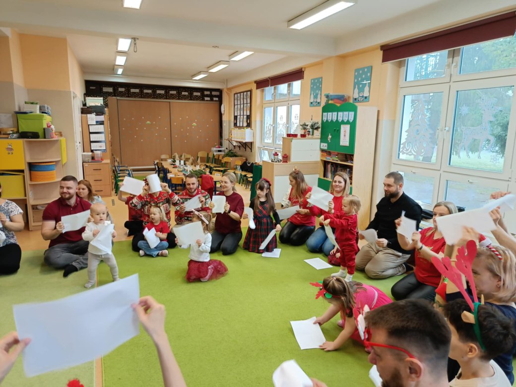 Spotkanie świąteczne w grupie Sówki - Zdjęcie 39