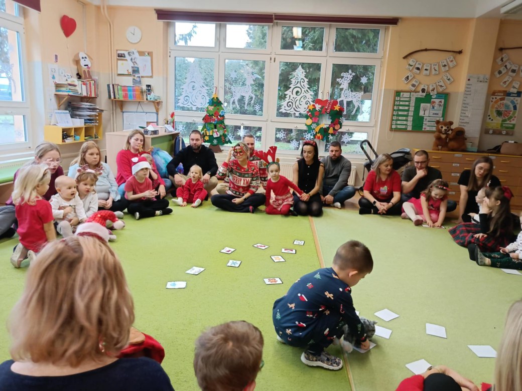 Spotkanie świąteczne w grupie Sówki - Zdjęcie 70