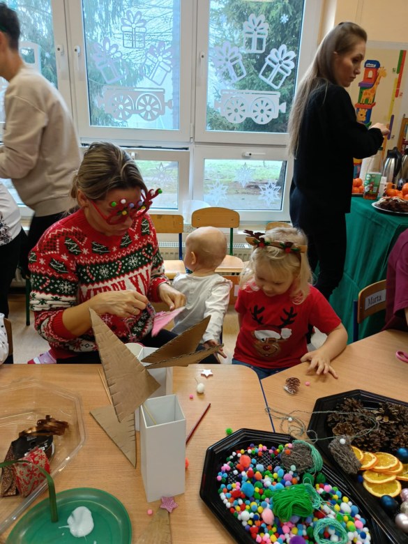 Spotkanie świąteczne w grupie Sówki - Zdjęcie 74