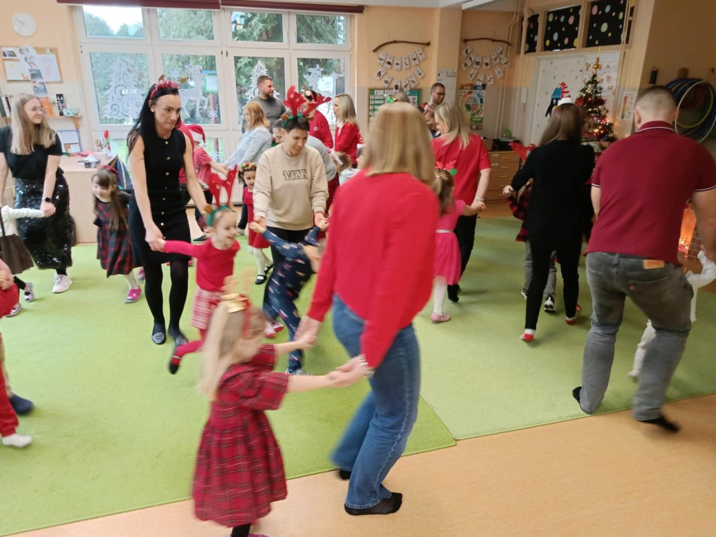 Spotkanie świąteczne w grupie Sówki - Zdjęcie 103
