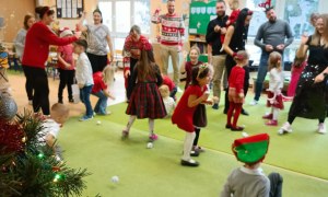 Spotkanie świąteczne w grupie Sówki - Zdjęcie 44