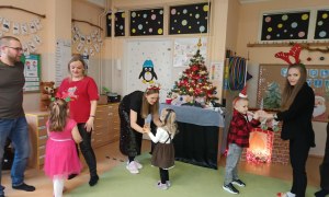 Spotkanie świąteczne w grupie Sówki - Zdjęcie 90