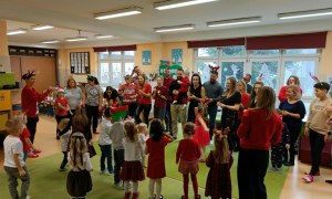 Spotkanie świąteczne w grupie Sówki - Zdjęcie 98