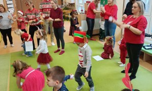 Spotkanie świąteczne w grupie Sówki - Zdjęcie 81