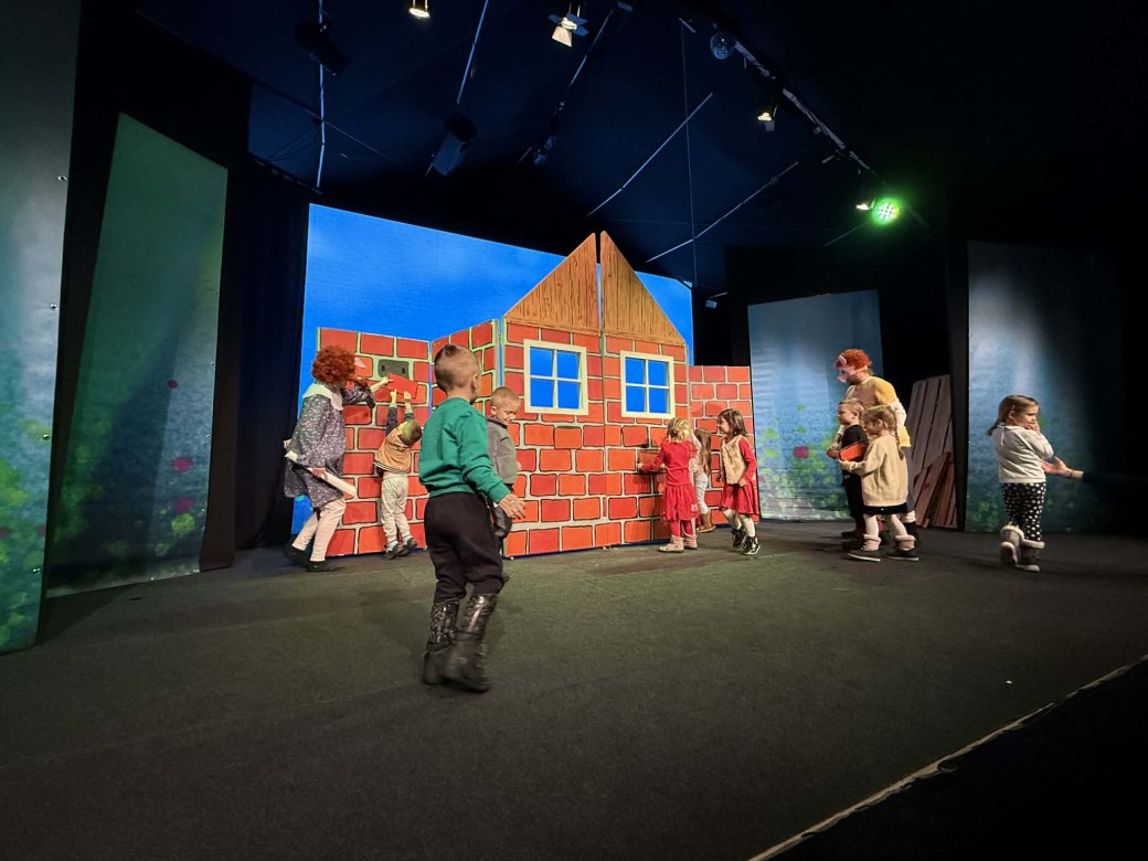 Przedszkolaki w Teatrze - Zdjęcie 9