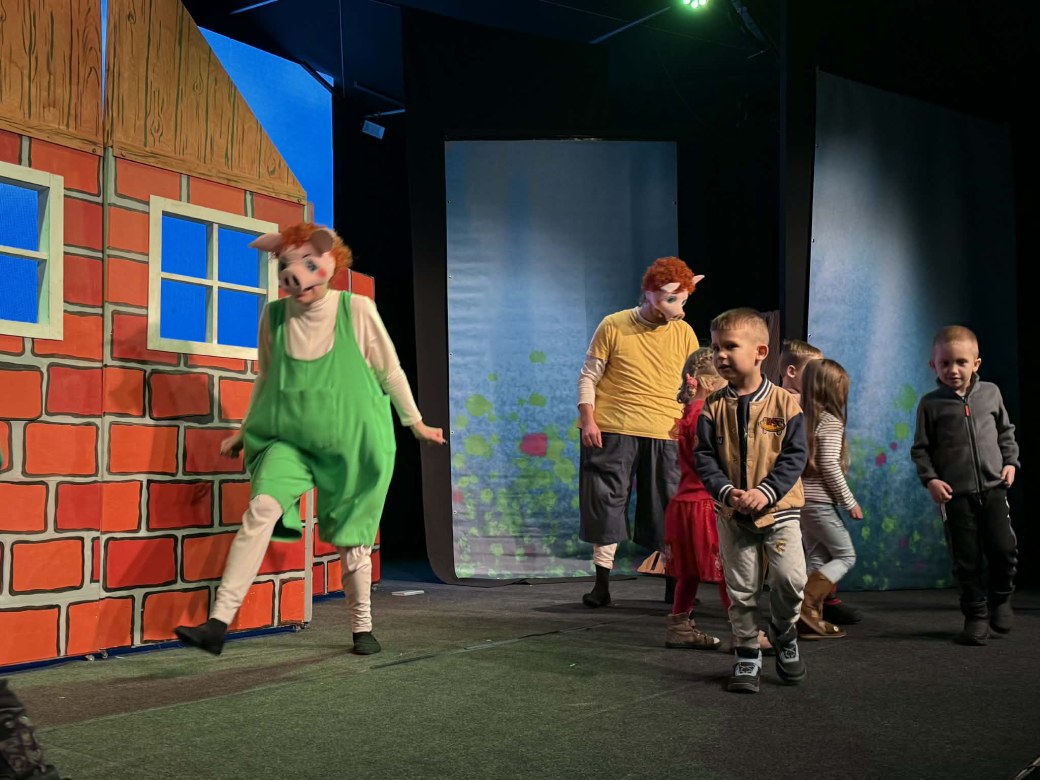 Przedszkolaki w Teatrze - Zdjęcie 13