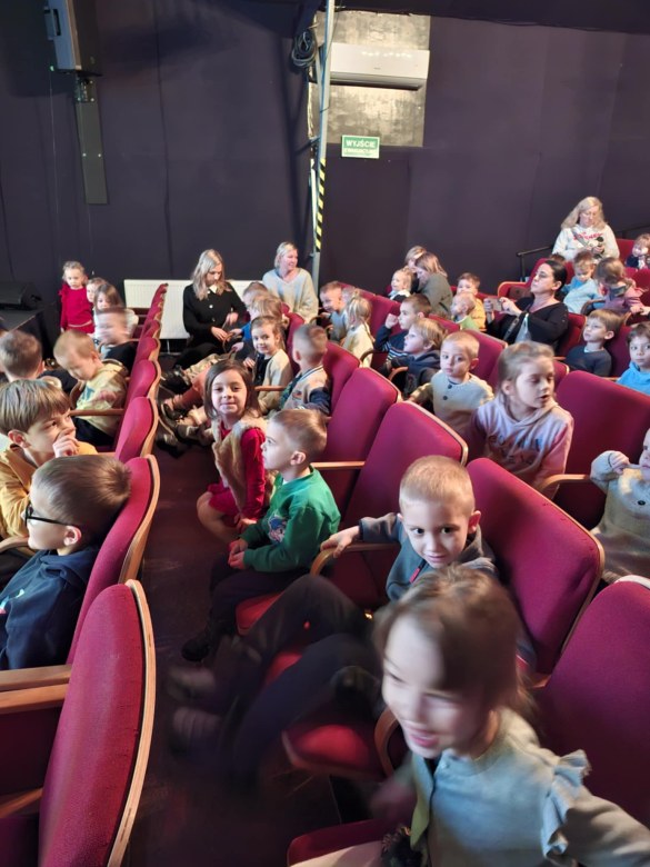 Przedszkolaki w Teatrze - Zdjęcie 34