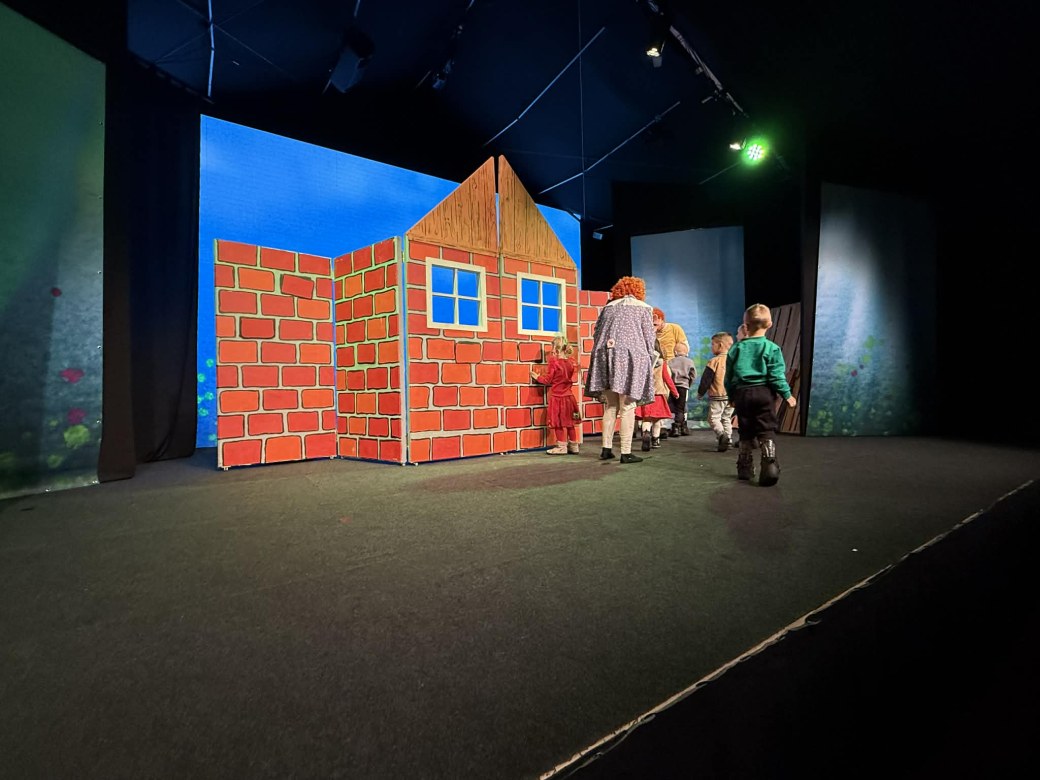 Przedszkolaki w Teatrze - Zdjęcie 37