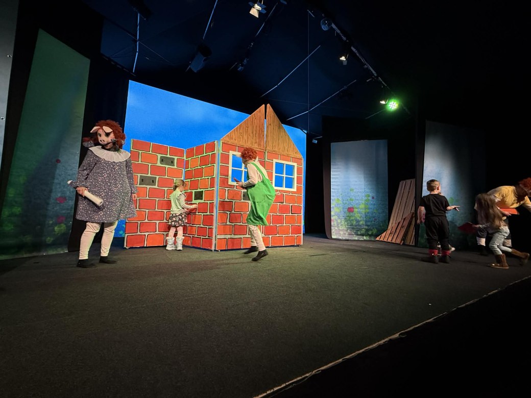 Przedszkolaki w Teatrze - Zdjęcie 56