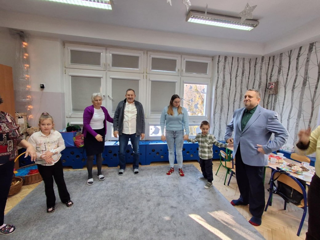 Dzień Babci i Dziadka w grupie Muminki - Zdjęcie 17