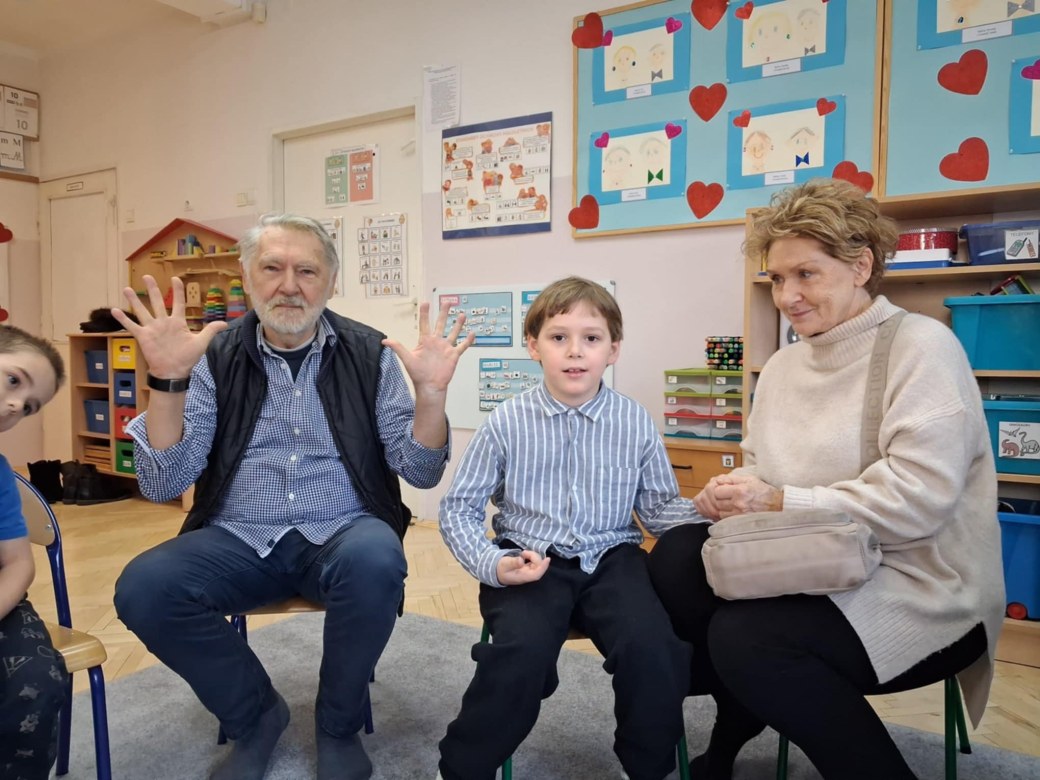 Dzień Babci i Dziadka w grupie Muminki - Zdjęcie 16