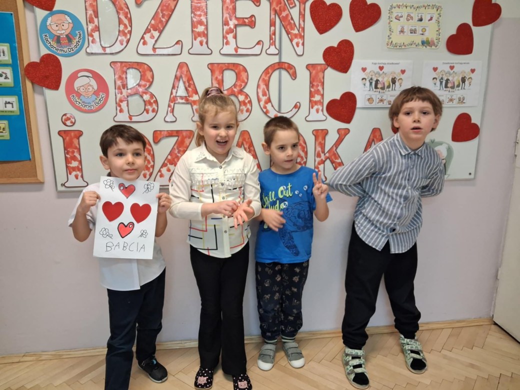 Dzień Babci i Dziadka w grupie Muminki - Zdjęcie 15