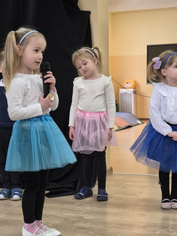 Dzień Babci i Dziadka w grupie Liski - Zdjęcie 2