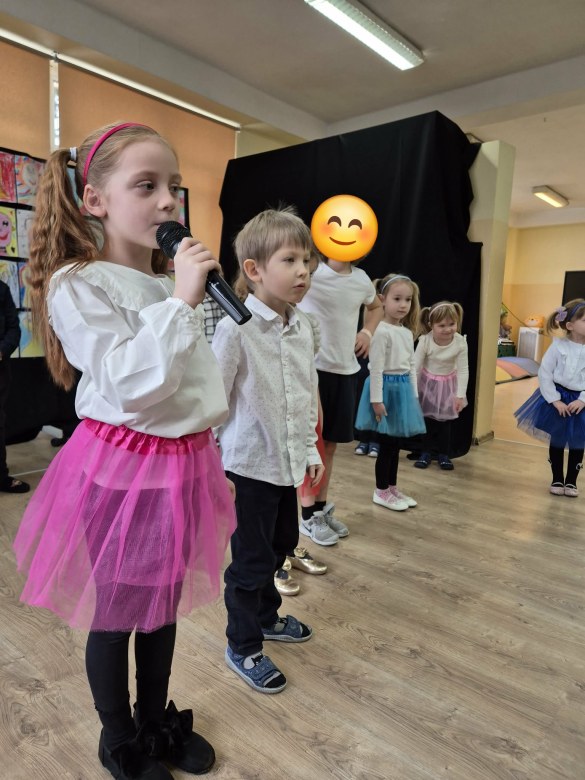 Dzień Babci i Dziadka w grupie Liski - Zdjęcie 3