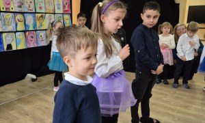 Dzień Babci i Dziadka w grupie Liski - Zdjęcie 5