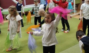 Dzień Babci i Dziadka w grupie Żabki - Zdjęcie 16