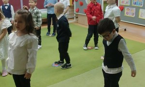 Dzień Babci i Dziadka w grupie Żabki - Zdjęcie 7