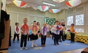 Dzień Babci i Dziadka w grupie Misie - Zdjęcie 7