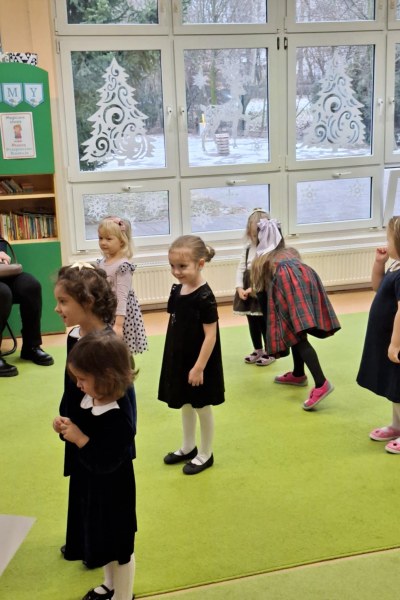 Dzień Babci i Dziadka w grupie Sówki