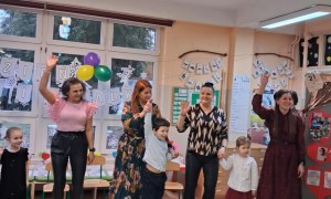 Dzień Babci i Dziadka w grupie Sówki - Zdjęcie 120