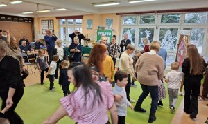 Dzień Babci i Dziadka w grupie Sówki - Zdjęcie 27