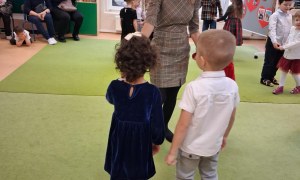 Dzień Babci i Dziadka w grupie Sówki - Zdjęcie 38