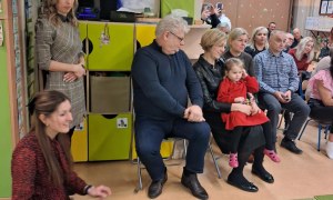 Dzień Babci i Dziadka w grupie Sówki - Zdjęcie 109