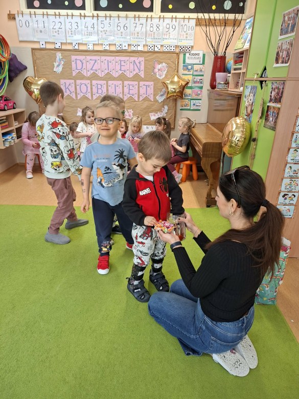 Sówki: Dzień Kobiet - Zdjęcie 14