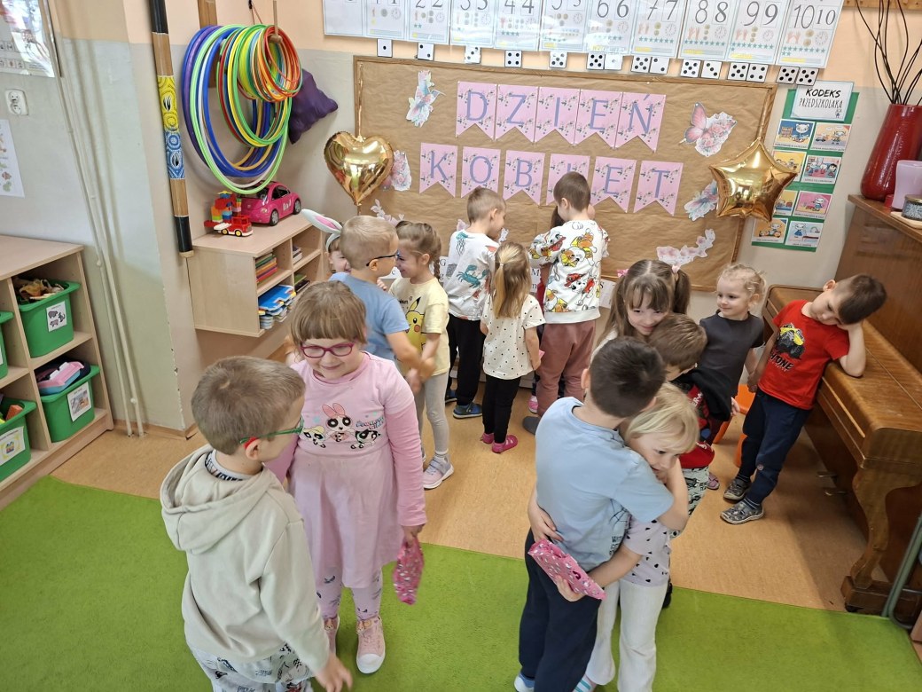 Sówki: Dzień Kobiet - Zdjęcie 17