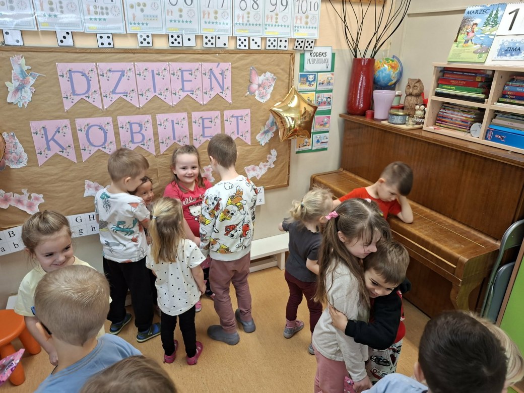 Sówki: Dzień Kobiet - Zdjęcie 39
