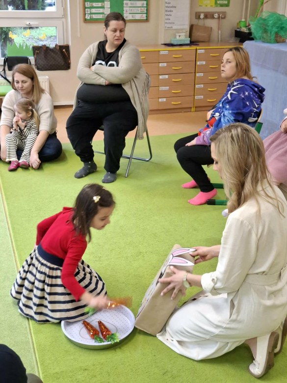 Warsztaty Wielkanocne w grupie Sówki - Zdjęcie 44