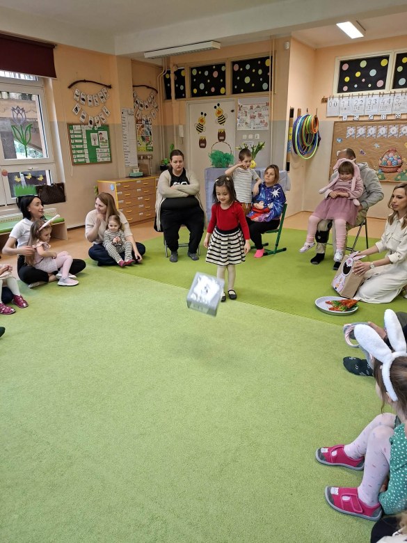 Warsztaty Wielkanocne w grupie Sówki - Zdjęcie 45