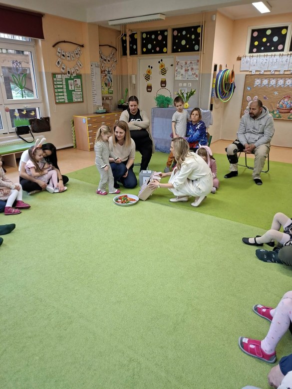 Warsztaty Wielkanocne w grupie Sówki - Zdjęcie 3