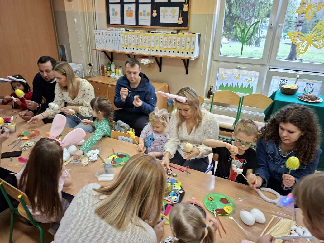Warsztaty Wielkanocne w grupie Sówki - Zdjęcie 18