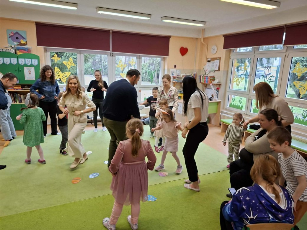 Warsztaty Wielkanocne w grupie Sówki - Zdjęcie 24