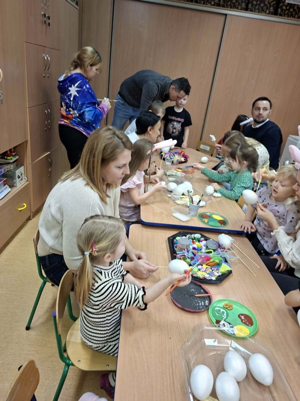Warsztaty Wielkanocne w grupie Sówki - Zdjęcie 26