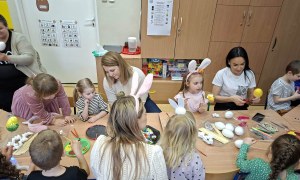 Warsztaty Wielkanocne w grupie Sówki - Zdjęcie 17