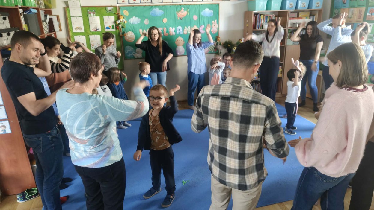 Warsztaty Wielkanocne w grupie Żabki - Zdjęcie 15