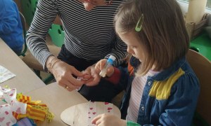 Warsztaty Wielkanocne w grupie Żabki - Zdjęcie 30