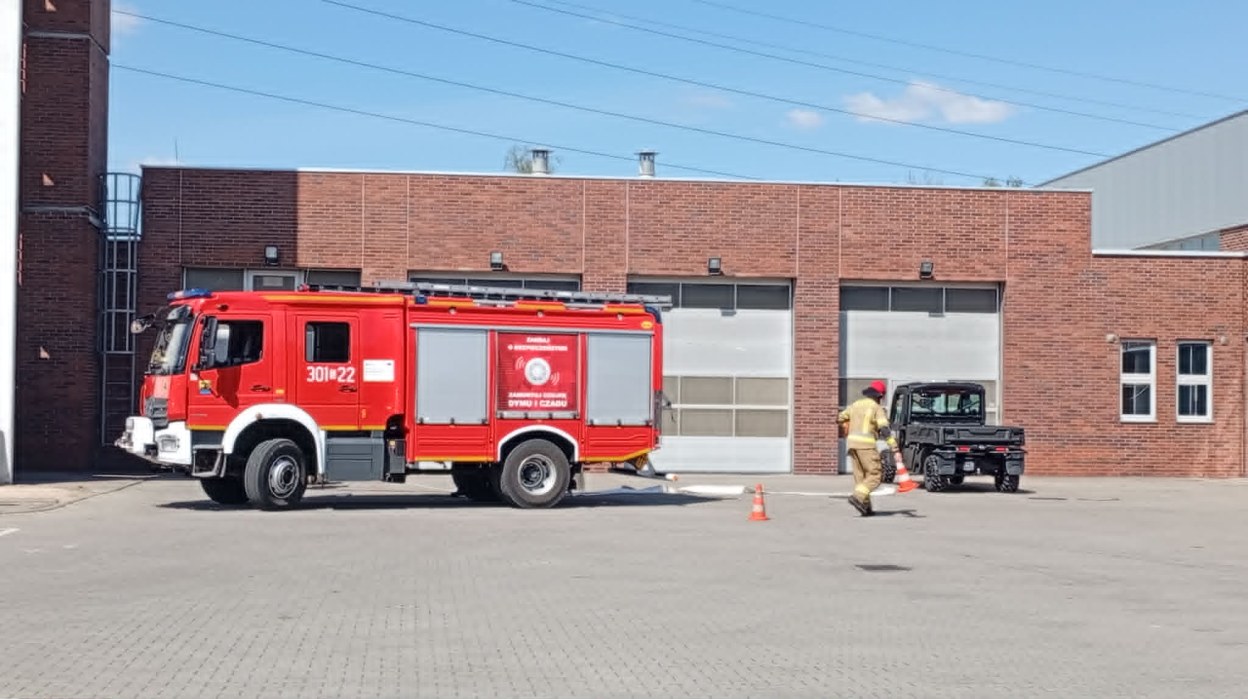 Wyjazd dzieci 6-letnich do jednostki Straży Pożarnej - Zdjęcie 19